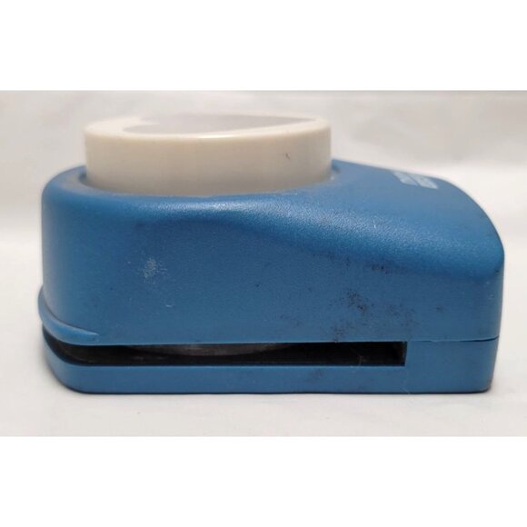 Marvy Uchida Heart Shape Blue Paper Punch For Scrapbooking Crafts - Picture 5 of 6